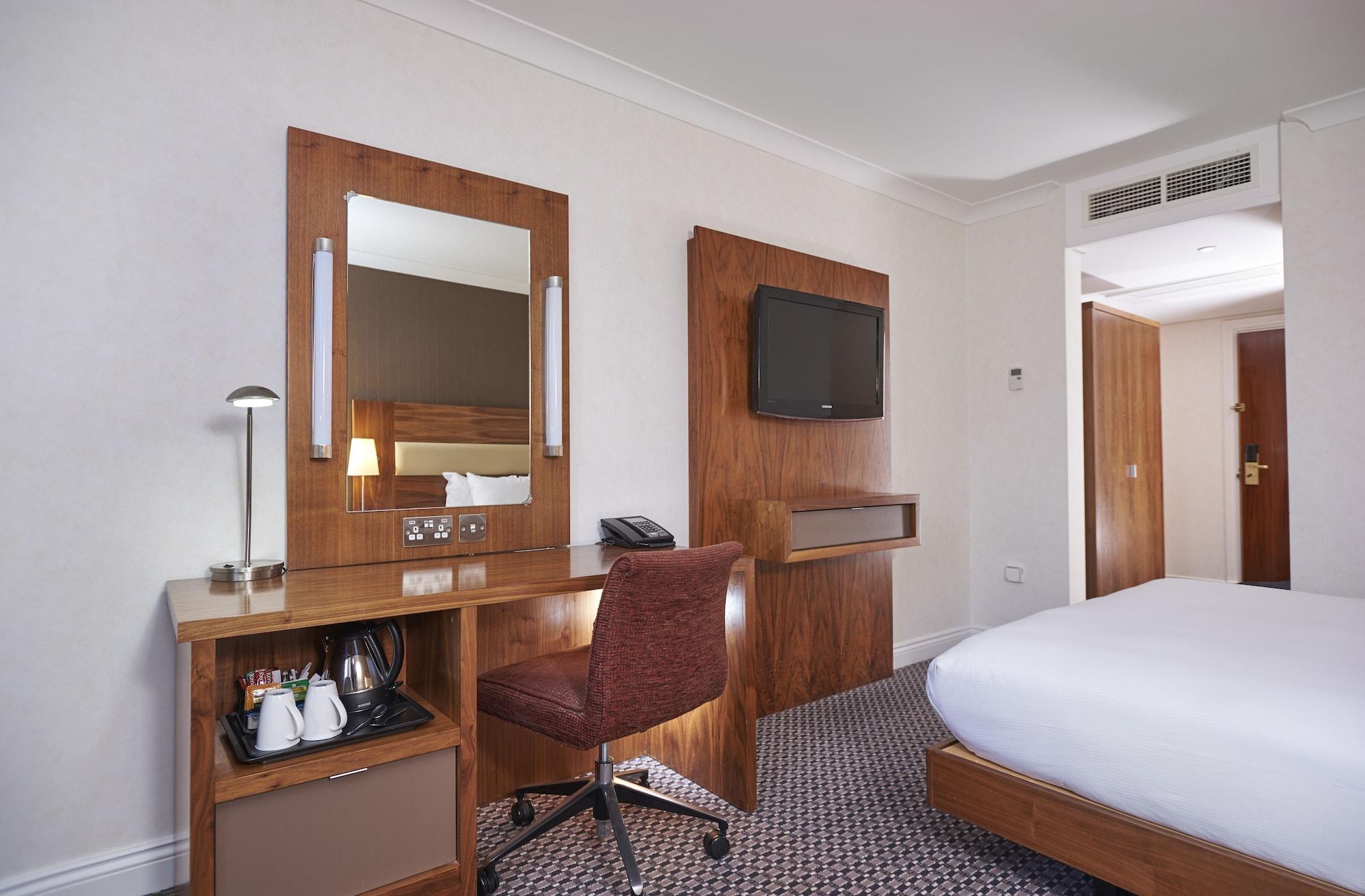 Doubletree By Hilton Bristol North Otel Almondsbury Oda fotoğraf