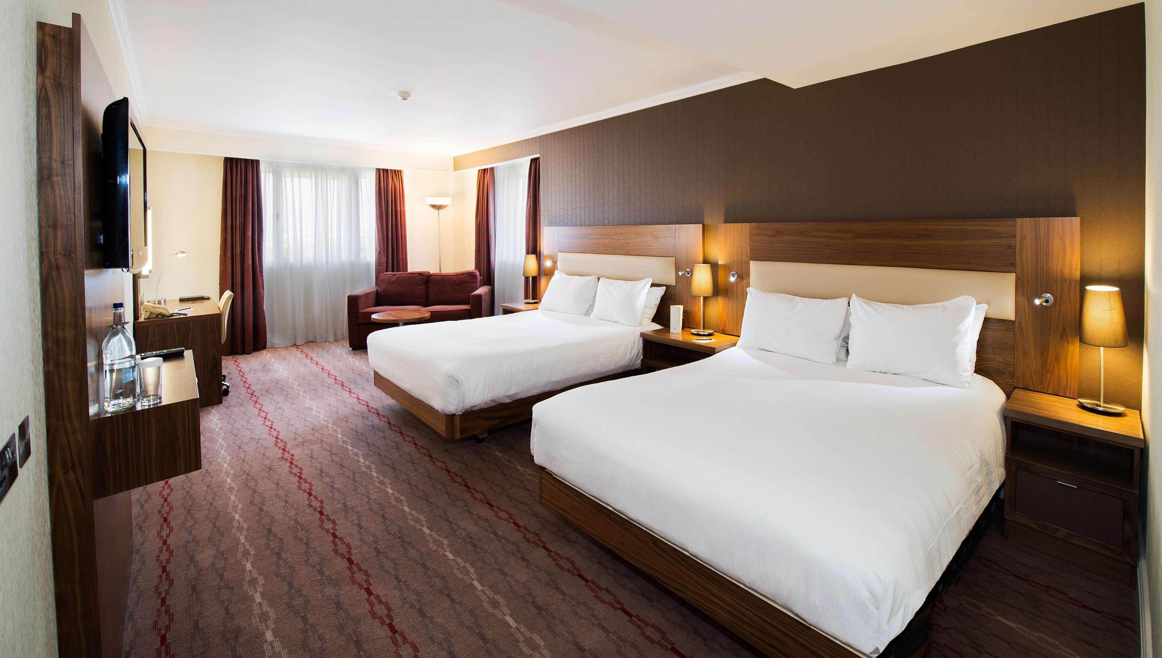 Doubletree By Hilton Bristol North Otel Almondsbury Oda fotoğraf