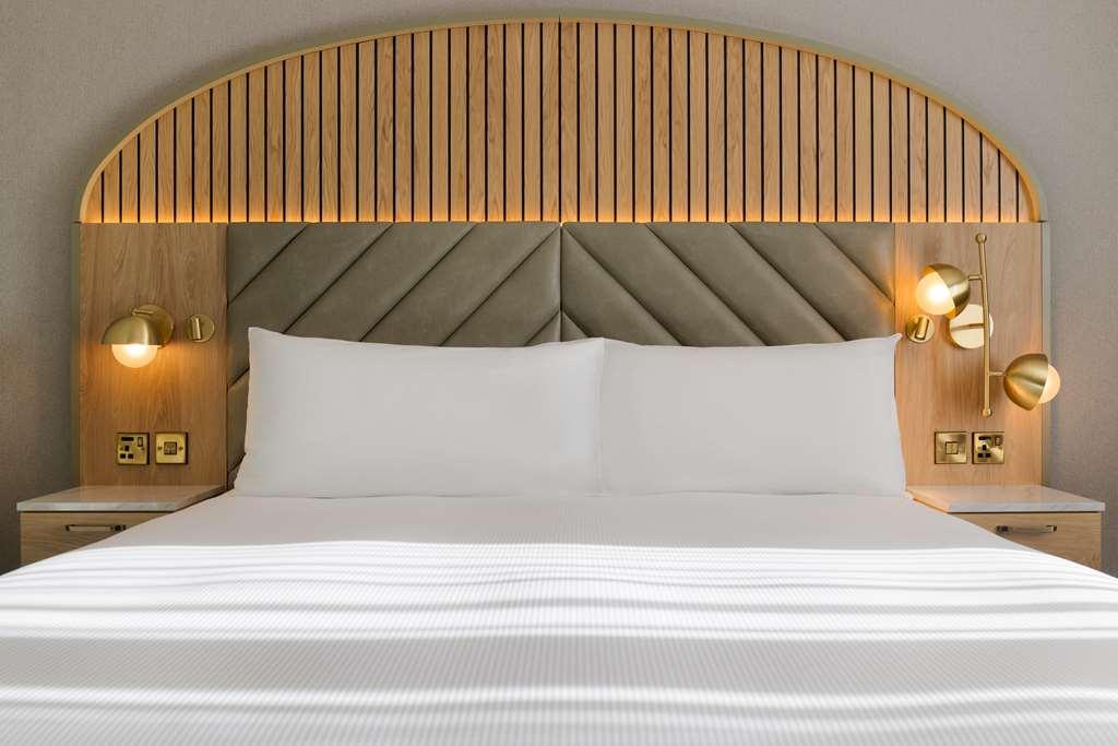 Doubletree By Hilton Bristol North Otel Almondsbury Oda fotoğraf